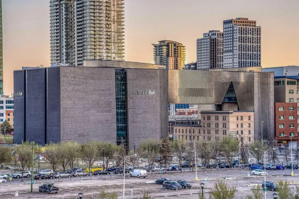 519 Riverfront Avenue SE Calgary AB T2G 1K6