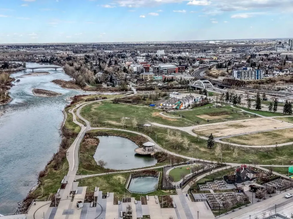 519 Riverfront Avenue SE Calgary AB T2G 1K6