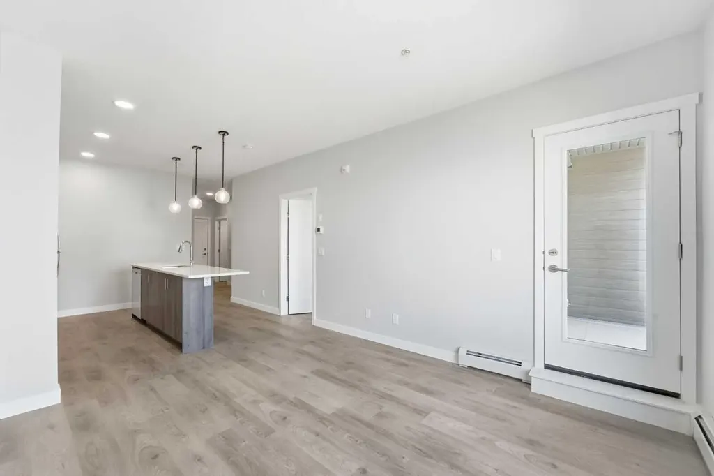 700 Shawnee Square SW Calgary AB T2Y 0Z6