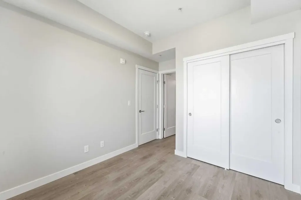 700 Shawnee Square SW Calgary AB T2Y 0Z6
