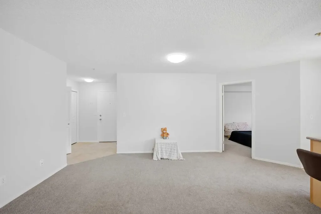 60 Panatella Street NW Calgary AB T3K 0M4