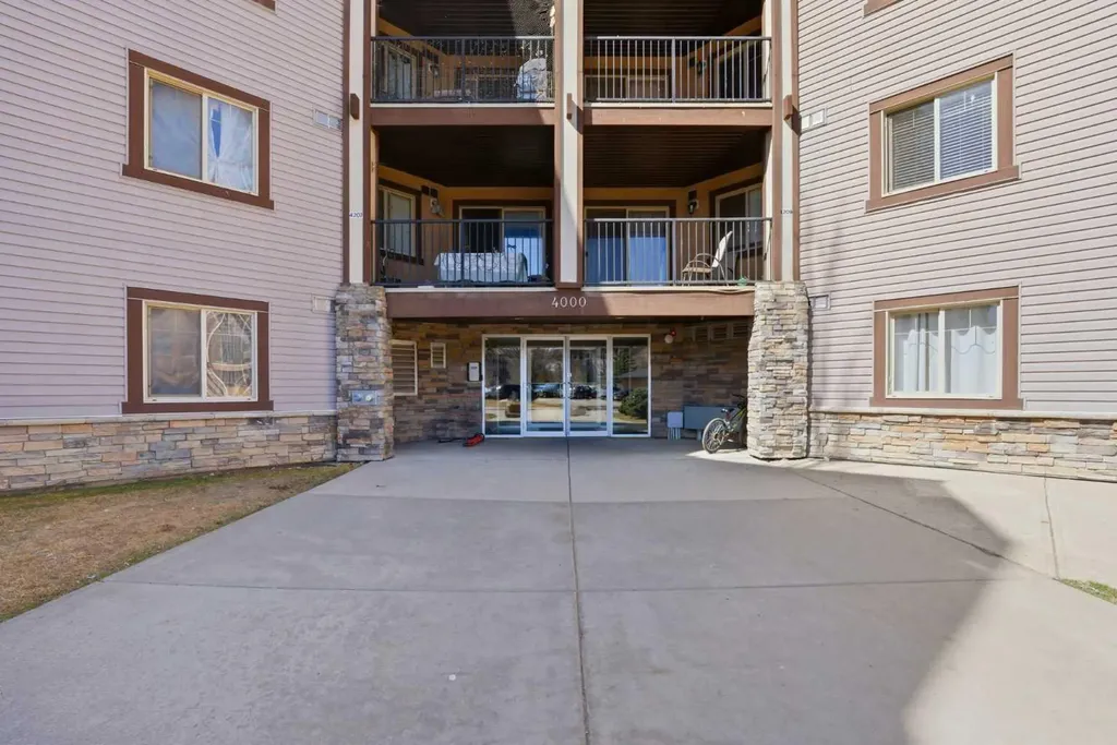 60 Panatella Street NW Calgary AB T3K 0M4