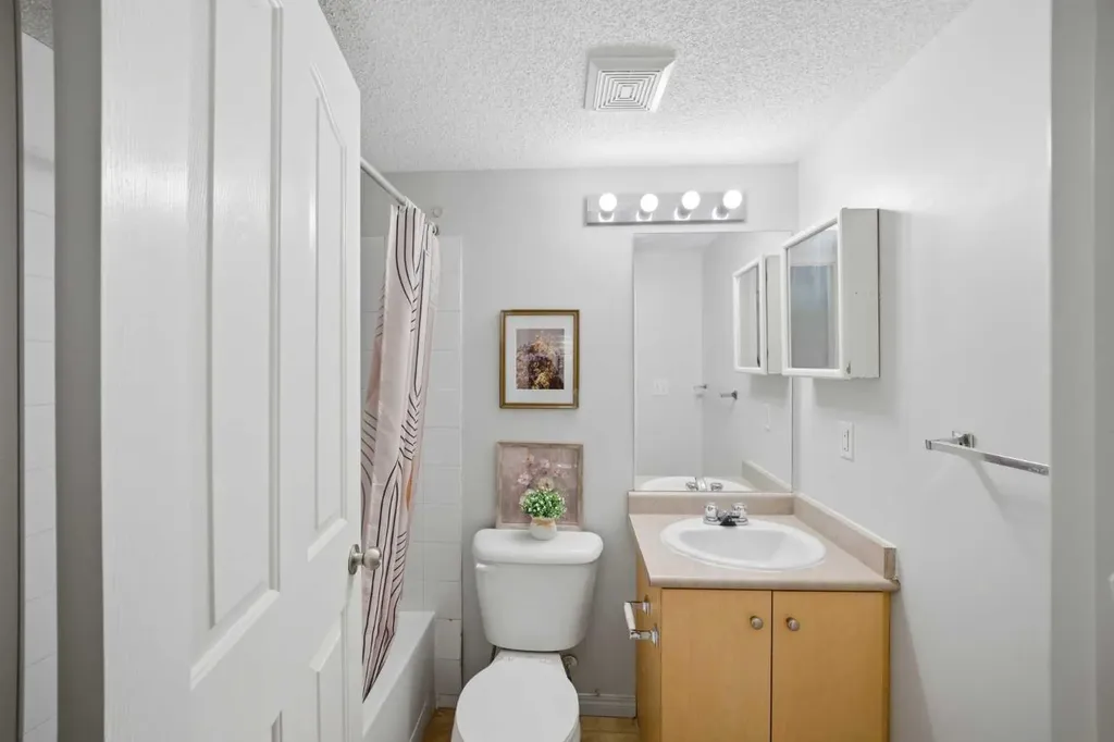 60 Panatella Street NW Calgary AB T3K 0M4