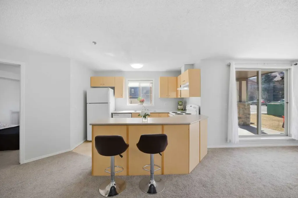 60 Panatella Street NW Calgary AB T3K 0M4