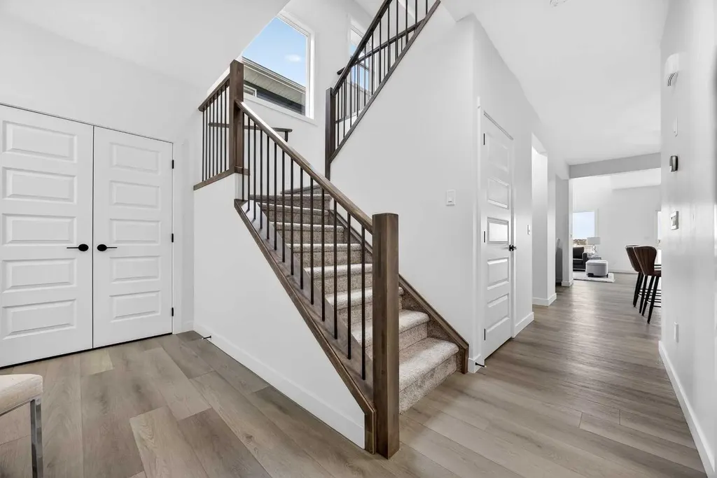 214 Bayview Park SW Airdrie AB T4B 4G2
