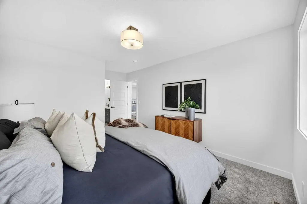 214 Bayview Park SW Airdrie AB T4B 4G2
