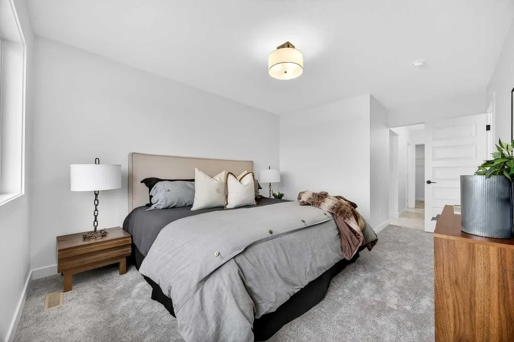 214 Bayview Park SW Airdrie AB T4B 4G2