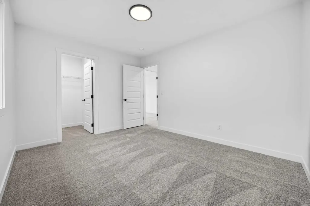 214 Bayview Park SW Airdrie AB T4B 4G2
