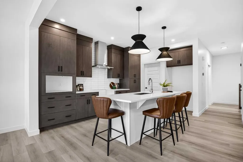 214 Bayview Park SW Airdrie AB T4B 4G2