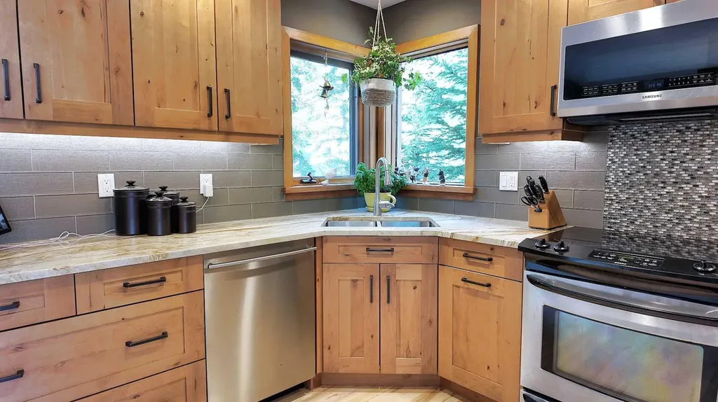226 Lady Macdonald Drive Canmore AB T1W1H3