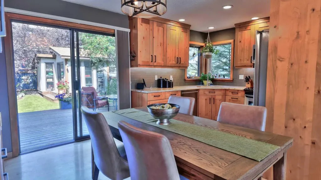 226 Lady Macdonald Drive Canmore AB T1W1H3