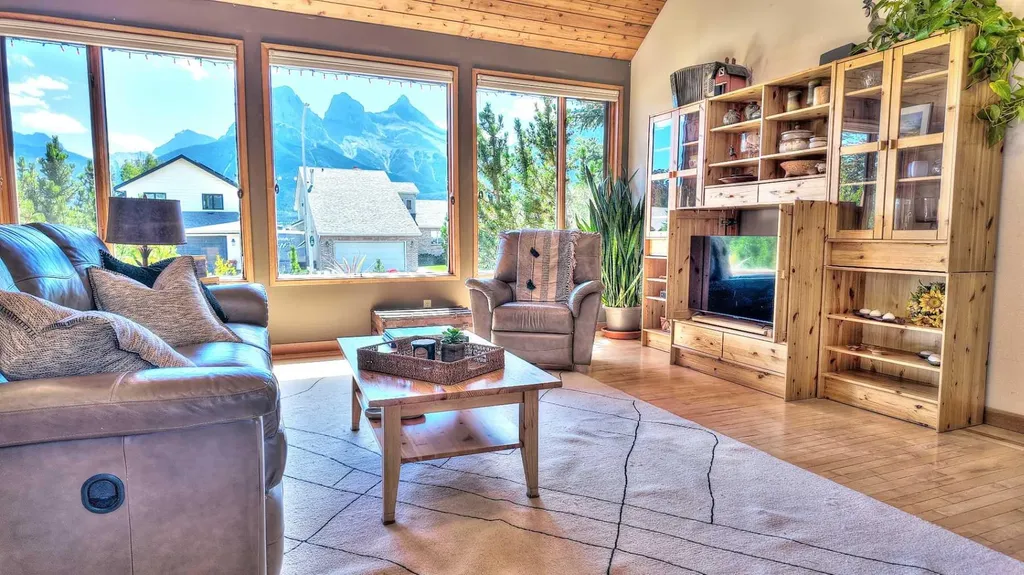 226 Lady Macdonald Drive Canmore AB T1W1H3