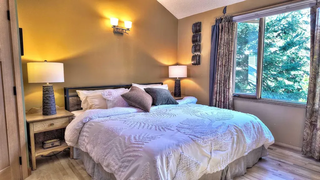 226 Lady Macdonald Drive Canmore AB T1W1H3