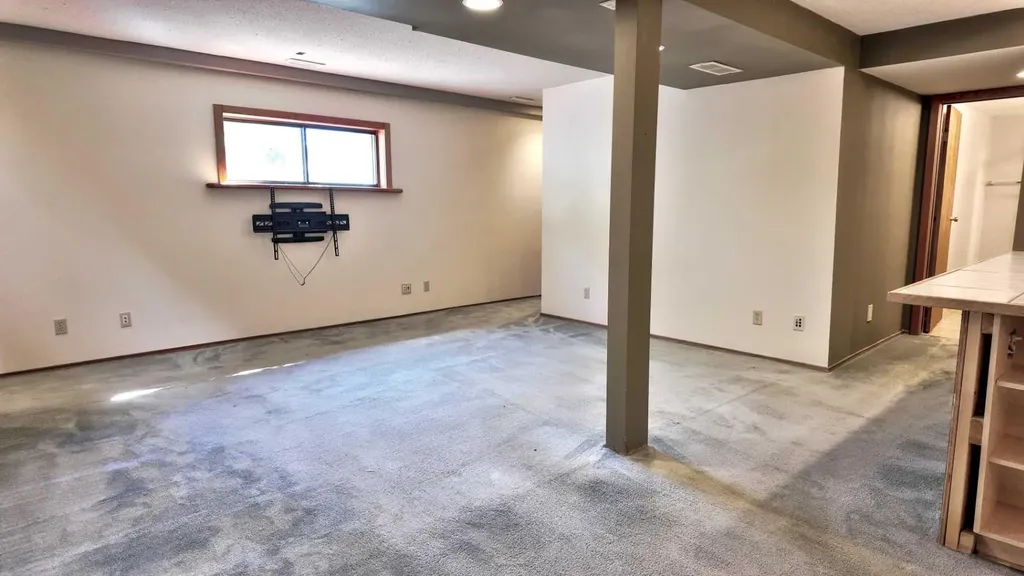 226 Lady Macdonald Drive Canmore AB T1W1H3
