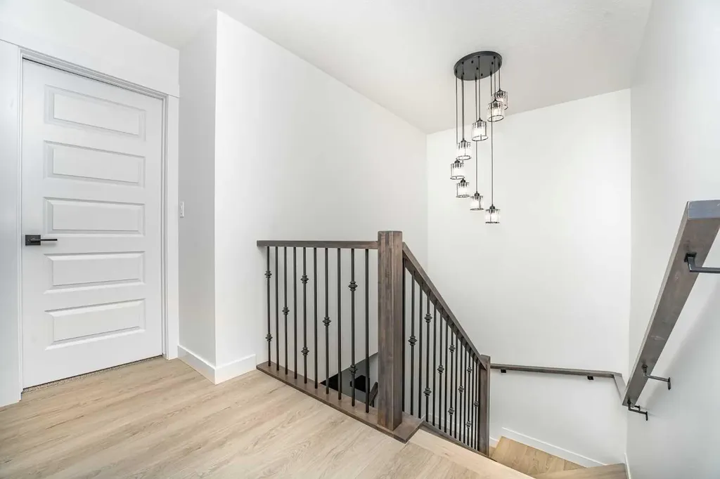182 Lakewood Crescent Strathmore AB T0J 1Y0
