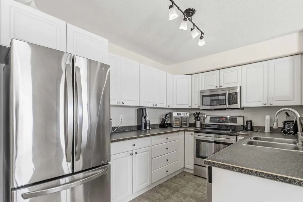 248B Grosbeak Way Fort Mcmurray AB T9K 0V9