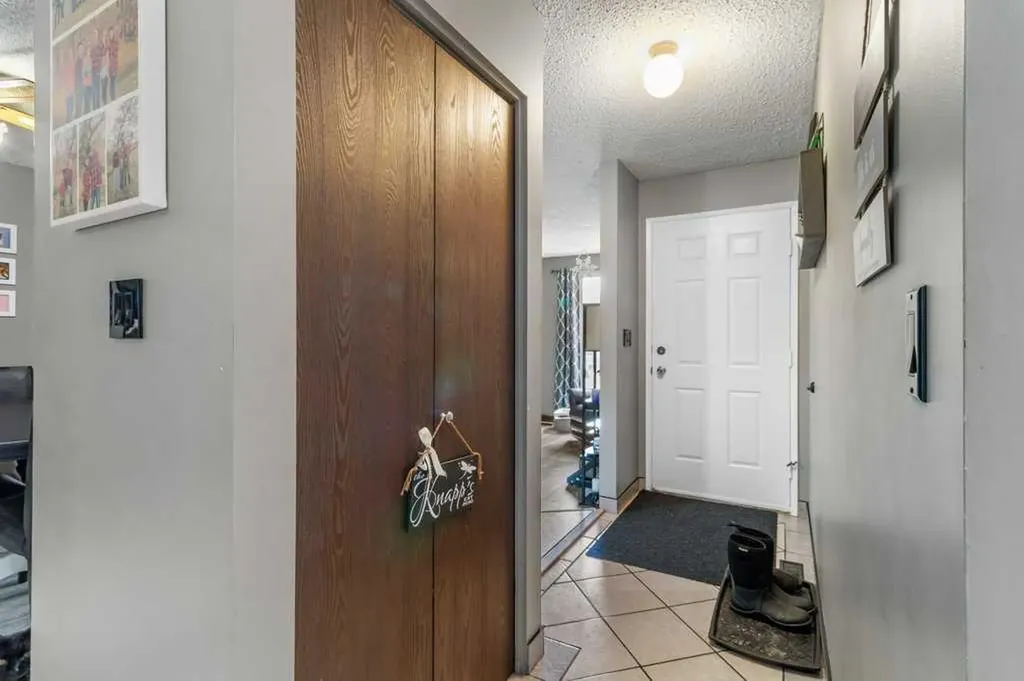 10 Chappel Drive Red Deer AB T4P 2R8