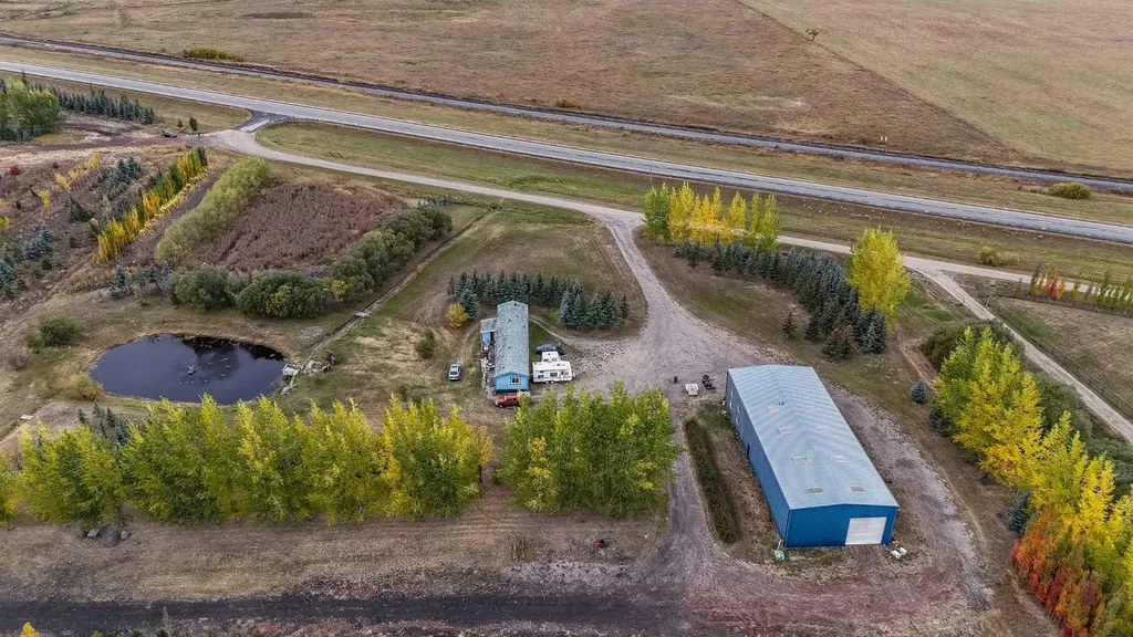 34129 Hwy 2a Highway Bowden AB T0M0J0