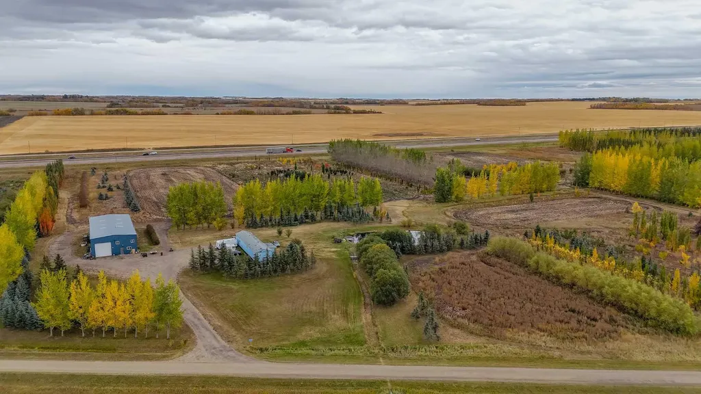 34129 Highway 2a Highway Bowden AB T0M0J0