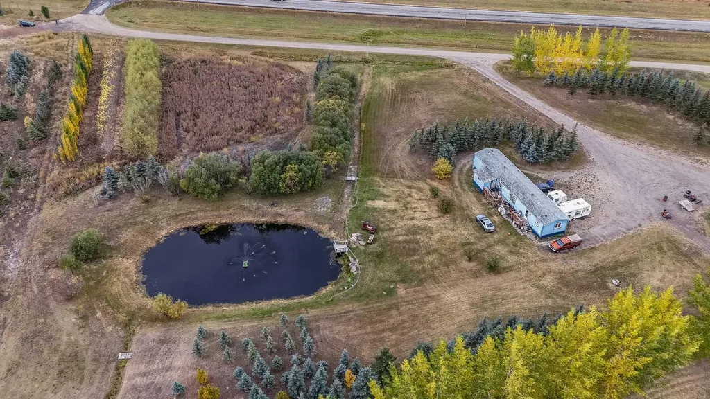 34129 Hwy 2a Highway Bowden AB T0M0J0