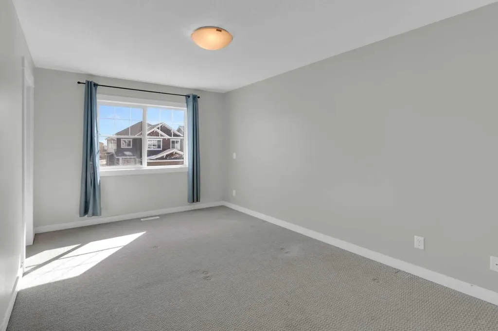 24 Royal Birch Park NW Calgary AB T3G 0B8