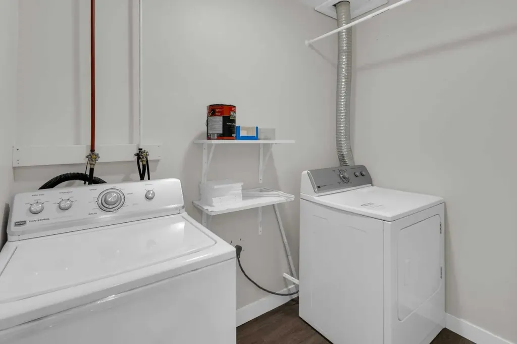 24 Royal Birch Park NW Calgary AB T3G 0B8