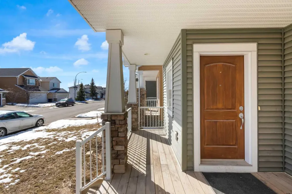 24 Royal Birch Park NW Calgary AB T3G 0B8