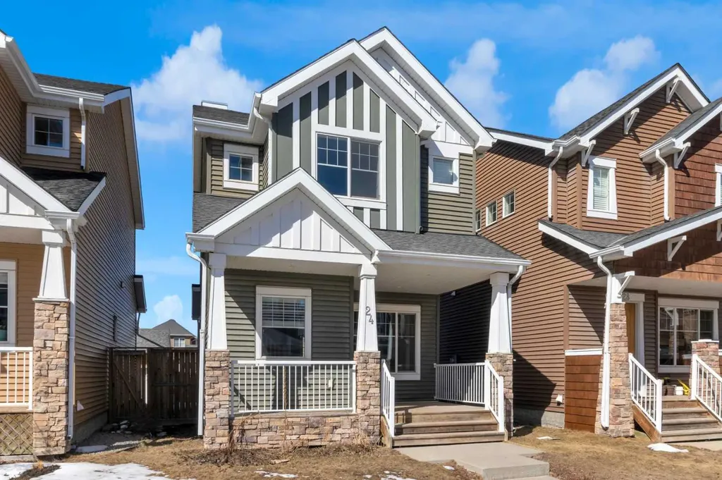 24 Royal Birch Park NW Calgary AB T3G 0B8