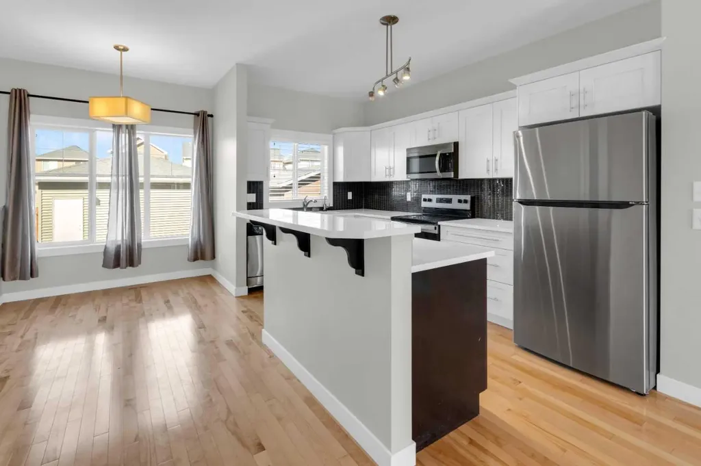 24 Royal Birch Park NW Calgary AB T3G 0B8