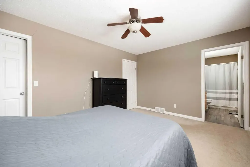 196 Shetland Garden Fort Mcmurray AB T9H 5M5