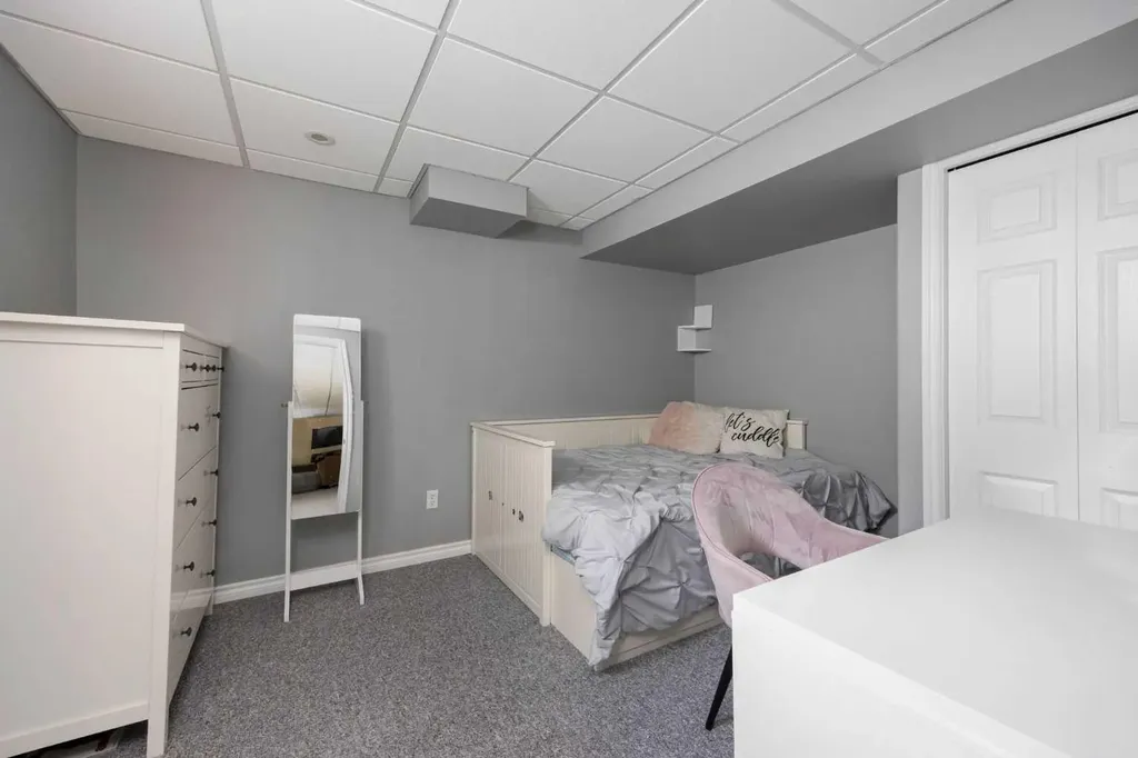 196 Shetland Garden Fort Mcmurray AB T9H 5M5
