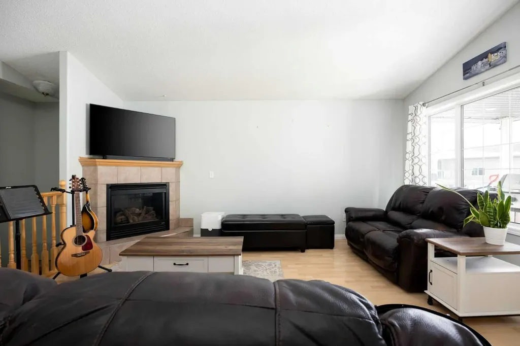 196 Shetland Garden Fort Mcmurray AB T9H 5M5