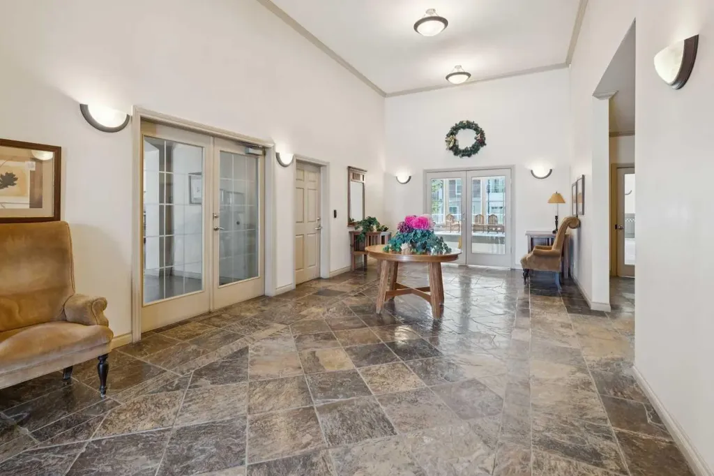 3650 Marda Link SW Calgary AB T2T 6G9