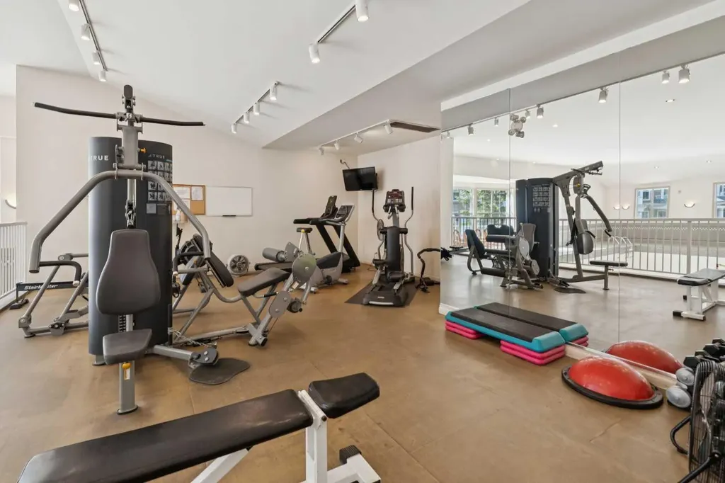3650 Marda Link SW Calgary AB T2T 6G9
