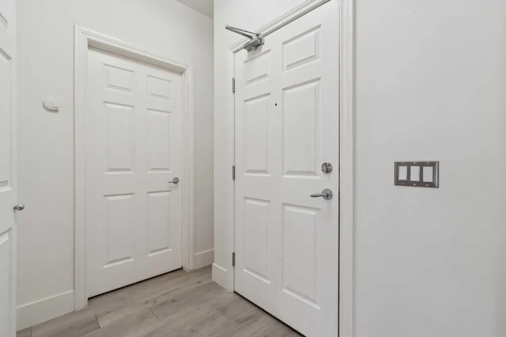 3650 Marda Link SW Calgary AB T2T 6G9
