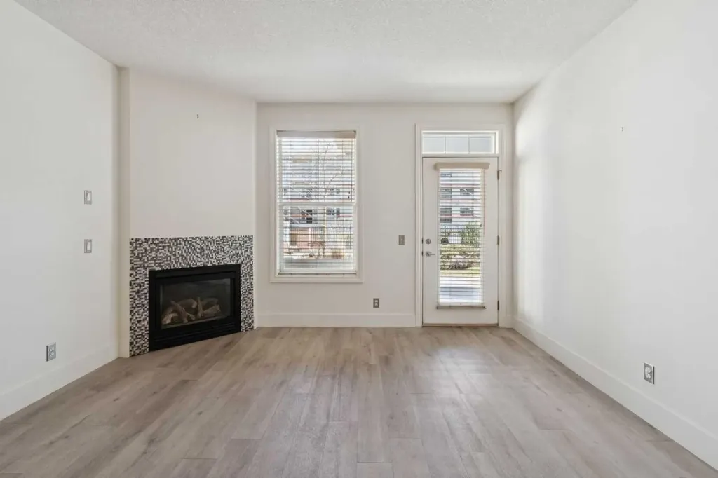 3650 Marda Link SW Calgary AB T2T 6G9