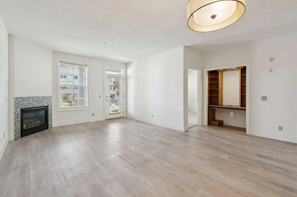 3650 Marda Link SW Calgary AB T2T 6G9