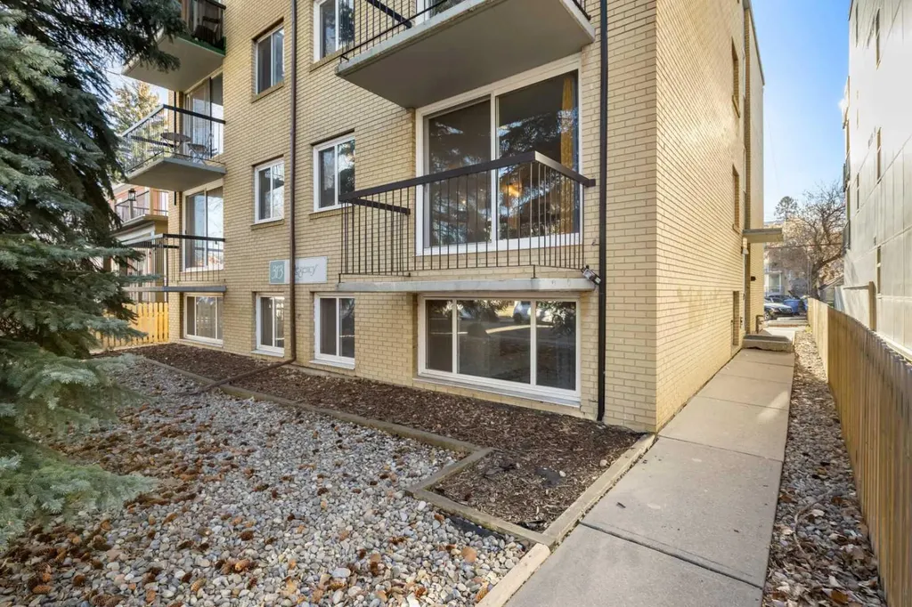 313 20 Avenue SW Calgary AB T2S 0E6