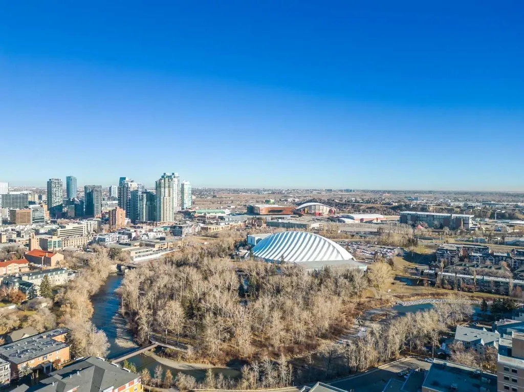 313 20 Avenue SW Calgary AB T2S 0E6
