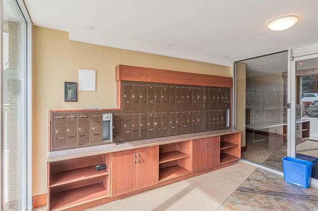 920 68 Avenue SW Calgary AB T2V0N6
