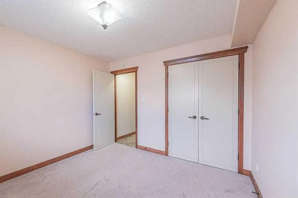 920 68 Avenue SW Calgary AB T2V0N6