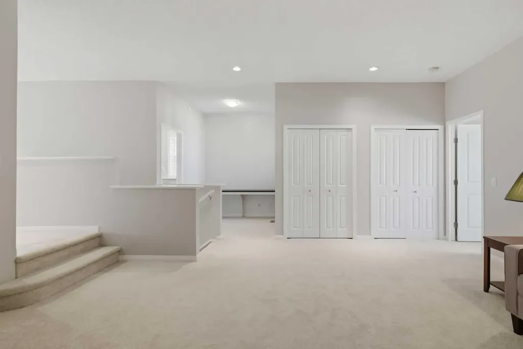 1456 Livingston Way NE Calgary AB T3P 0Z4