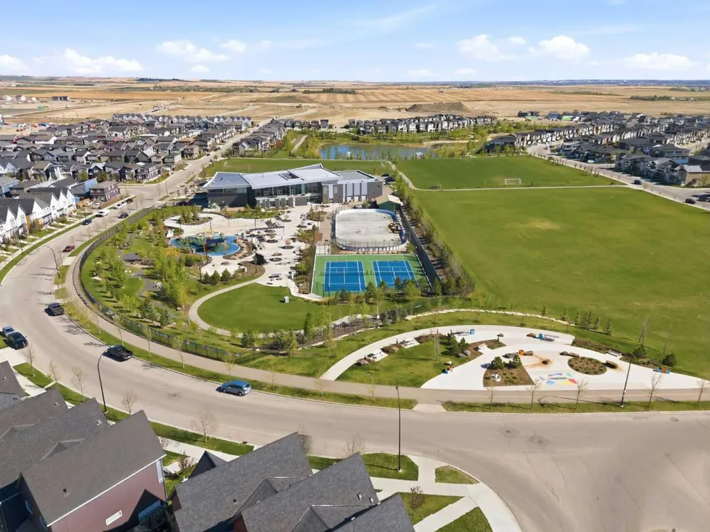 1456 Livingston Way NE Calgary AB T3P 0Z4