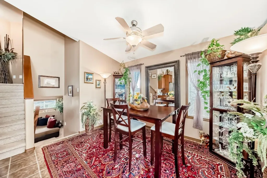 493 Squamish Lane W Lethbridge AB T1K 7W7
