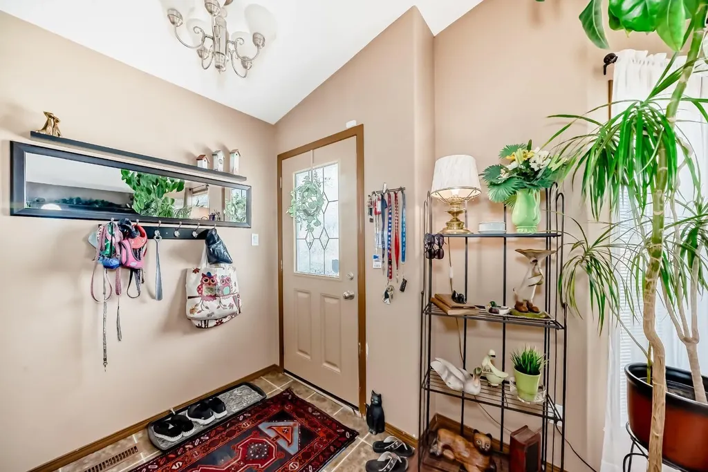 493 Squamish Lane W Lethbridge AB T1K 7W7