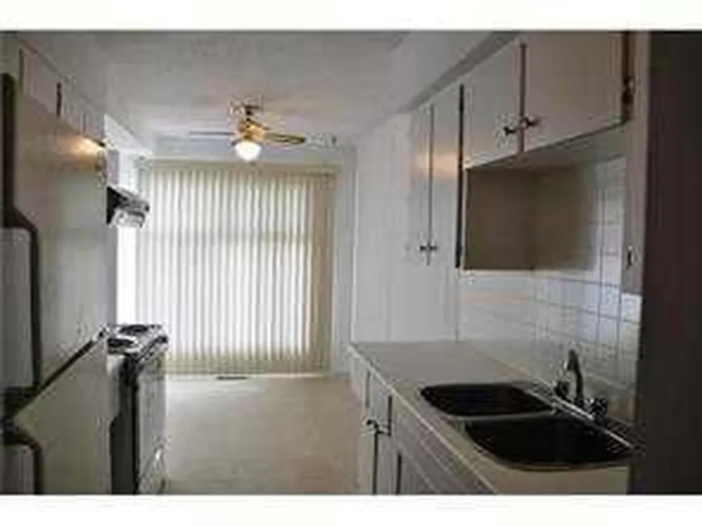 6147 Buckthorn Road NW Calgary AB T2K2Z2