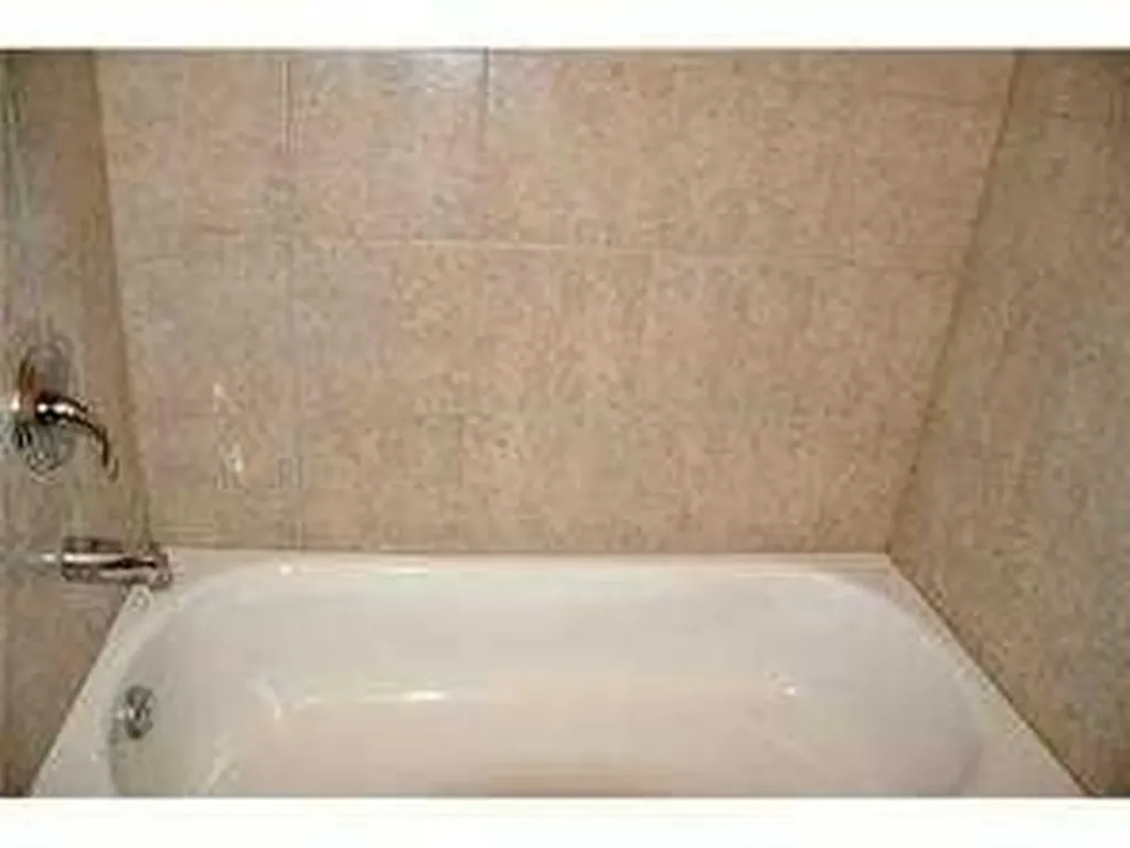 6147 Buckthorn Road NW Calgary AB T2K2Z2