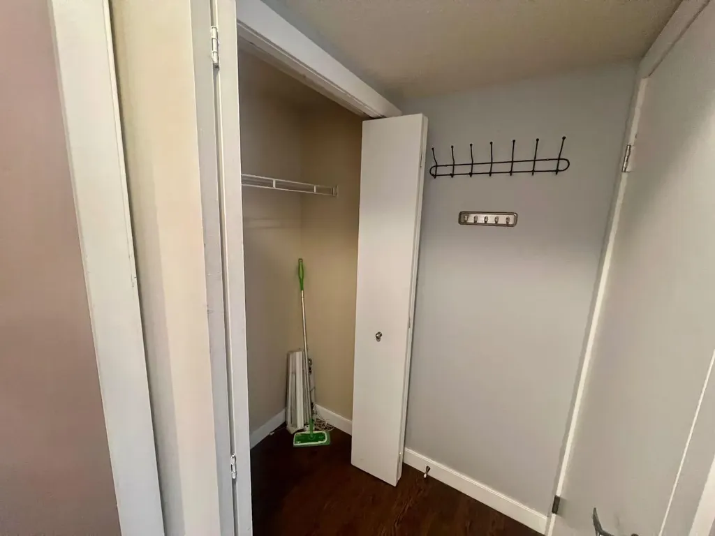 123 Country Hills Villas NW Calgary AB T3K 4S8