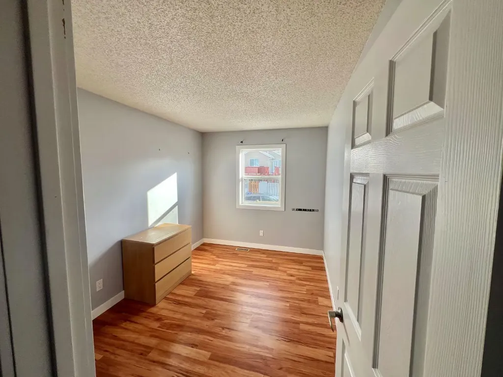 123 Country Hills Villas NW Calgary AB T3K 4S8