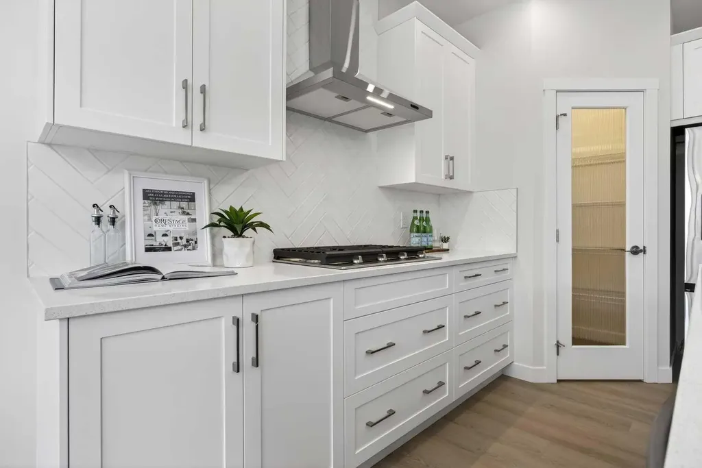 67 Versant Way SW Calgary AB T3M 4A4